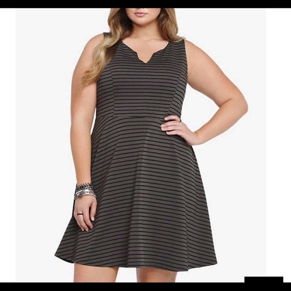 Torrid Textured Striped Skater Dress Sz. 1
